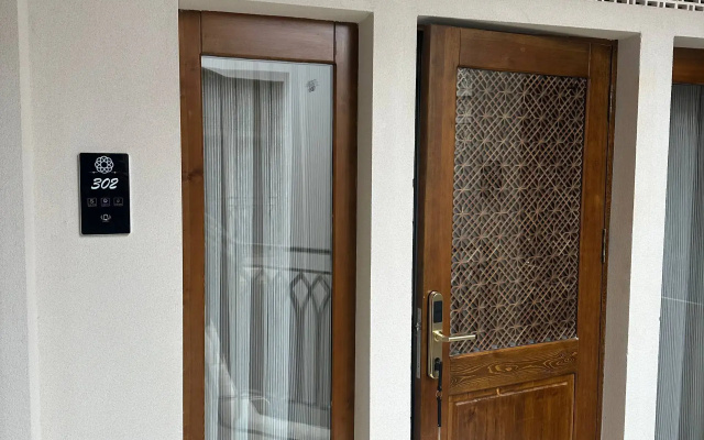 Butik-' Shams