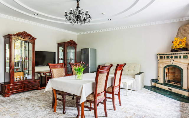 Отель Grand Nur