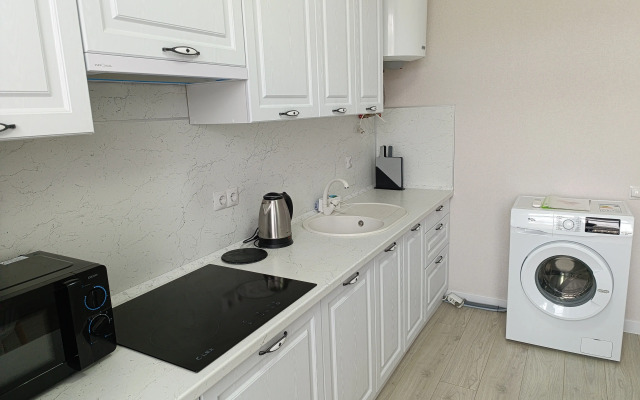 Квартира с Бассейном в ЖК Кипарис 38