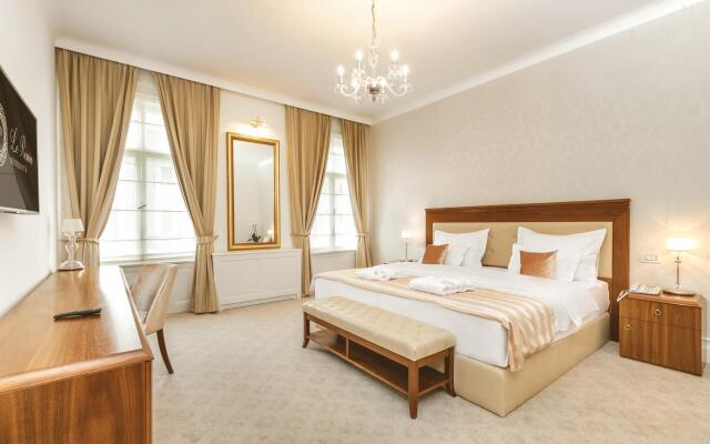 Le Premier Boutique hotel