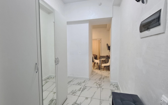 Vozle Plyazha Ogonek Flat