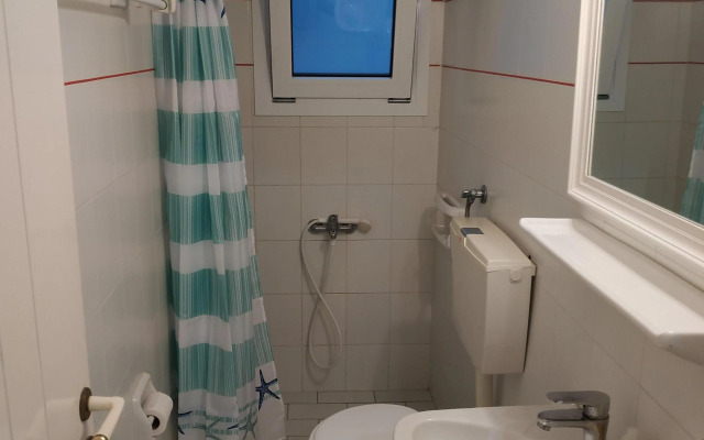 Отель Renia Studios