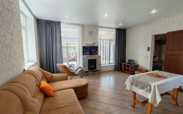 Частный дом VIP с собственным лесом