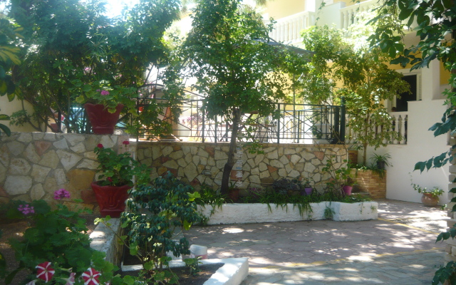 kuris Apartments