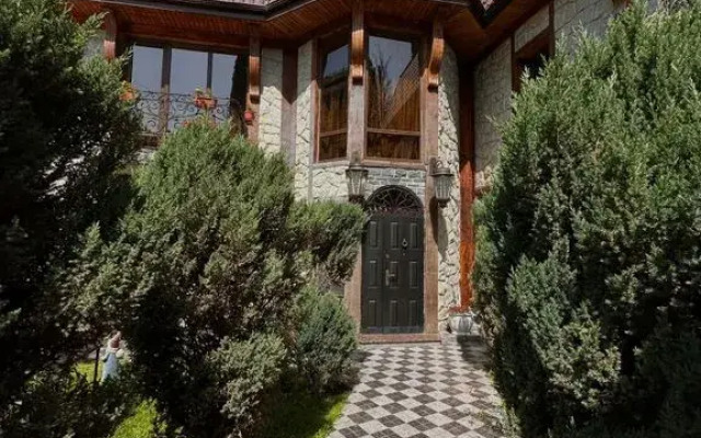 Sukhumskiy Zamok Private house