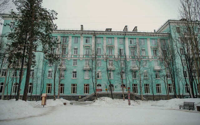 Квартира TroeSutokApart Металлургов 27