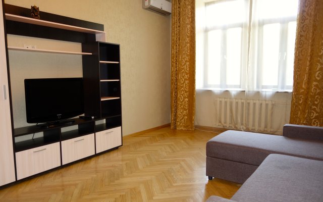 Kvartirasvobodna Bolshaya Filevskaya Lyuks Apartment
