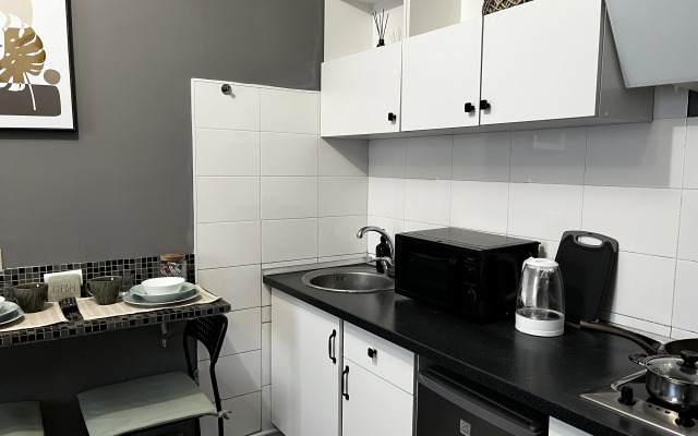 Milaya Studiya Na Sukhanovoy Flat