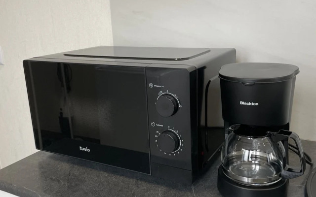 Квартира с проектором у метро в новом доме