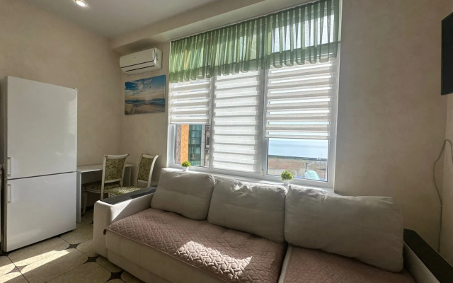 Sovremennaya Kvartira S Vidom Na More Flat 2