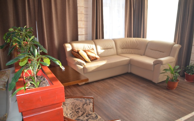 Gavan Listvyanka Guest house