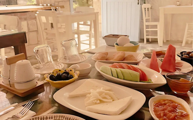 Alayaz Hotel