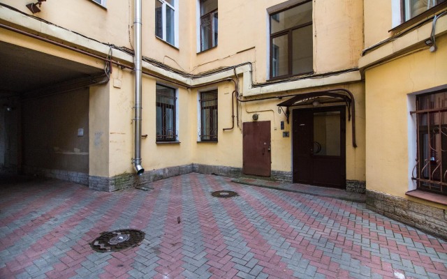 Апартаменты Апарт 24 у Эрмитажа с видом на реку Мойку