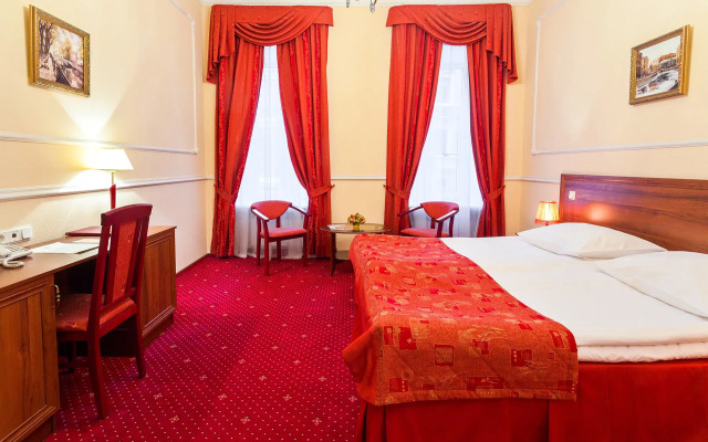 Отель Радищев