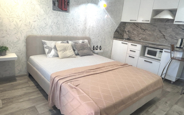 Студия Недалеко от Центра