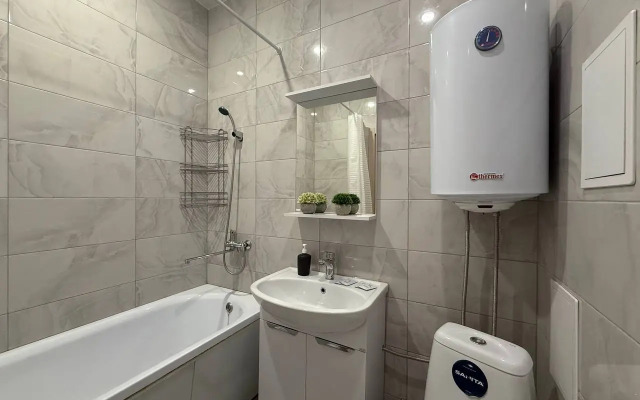 Novaya Studiya Ryadom S Akvaparkom Flat