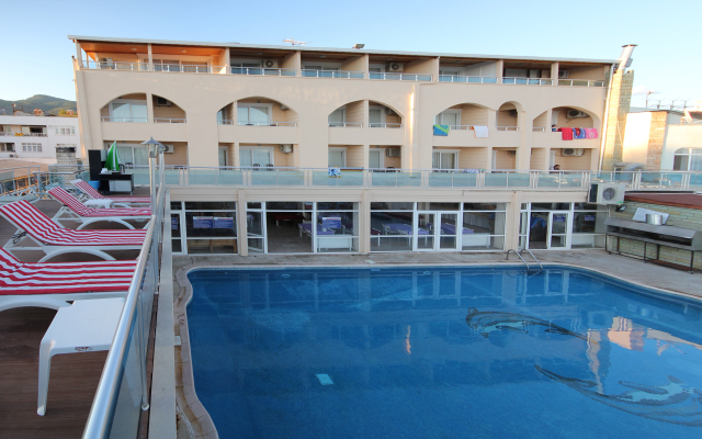 Ucem Otel Golden Sea Hotel