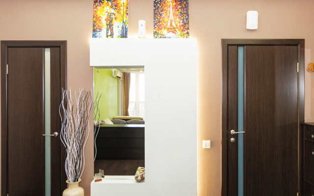 Квартира Большая Студия с Красивым Видом