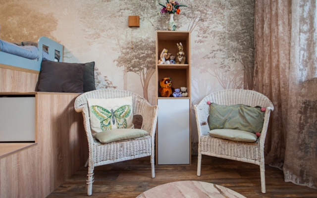 Dvukhetazhnaya Semeyny Uyut Flat