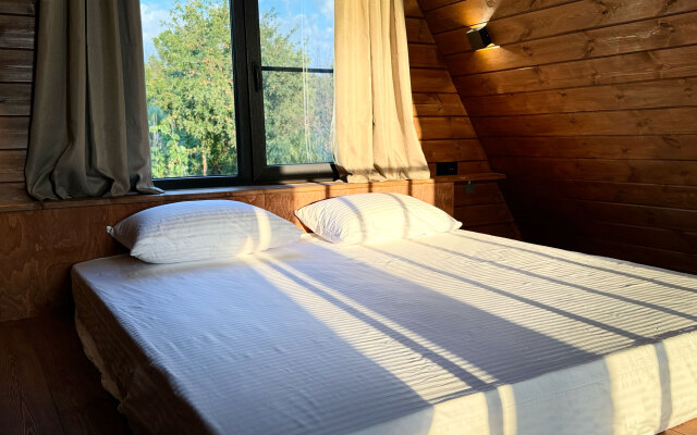 Yelan Glamping