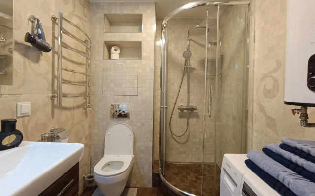Na Shuvalova Flat