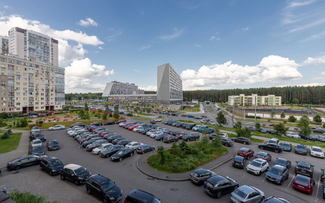 S Uyutnym Balkonom Apartments