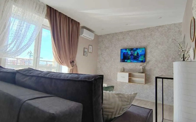 Lyuks s Vidom na Gorod v Centre Flat