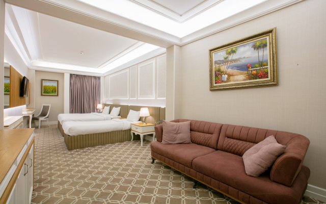 Theatrum Hotel Baku
