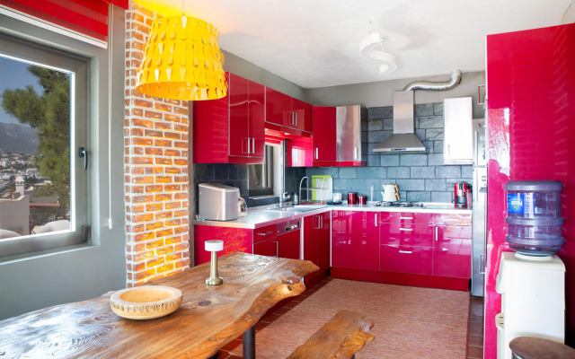 Вилла Bodrum Eskiçeşmede Deniz Manzaralı