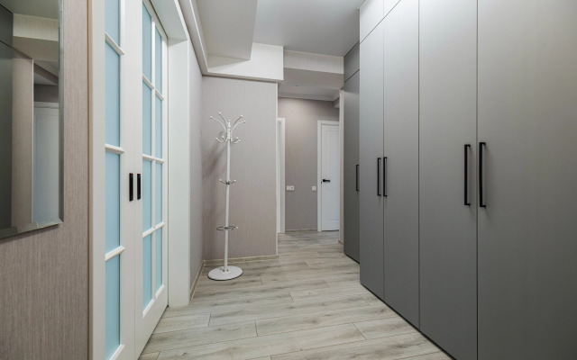 Apartments U Zhd Vokzala Na Ulitse Kirova 4