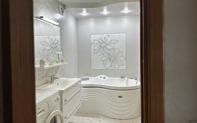 Квартира с панорамным видом на реку и все монастыри