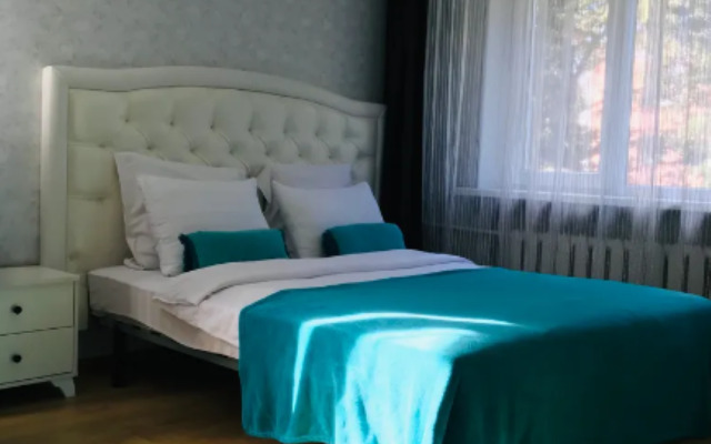 Апартаменты на Богдана Хмельницкого 33