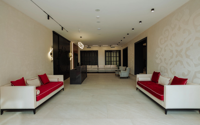 Aurum Garden Hotel