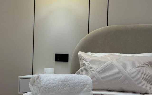 Na Ulitse Rozybakieva 217 Blok 9 Apartment