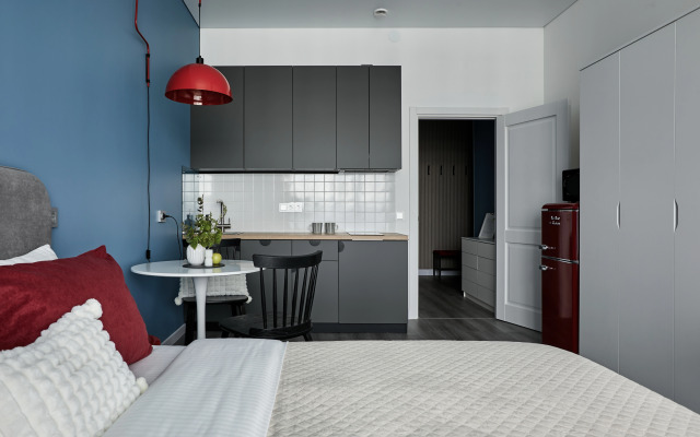 Апартаменты MyHomeYourHome на Проспекте Буденного д.15