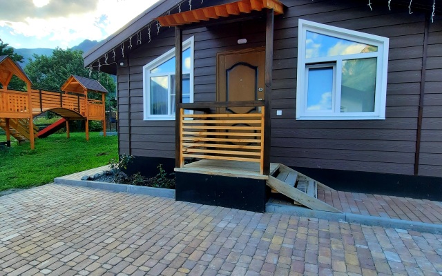 Nur House Hotel