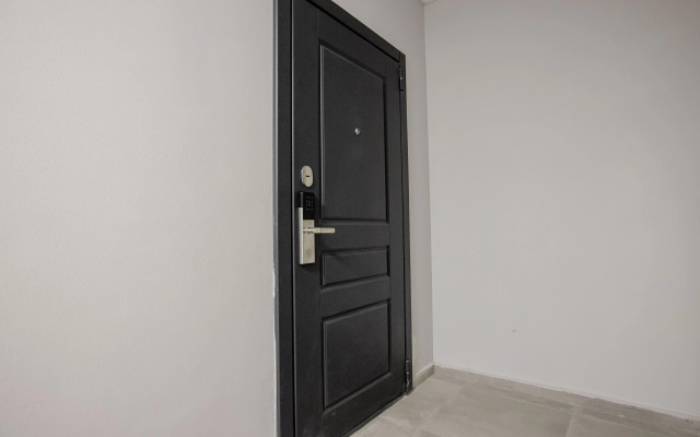 Sutkiru Na Pervomayskoy 70/74 Flat