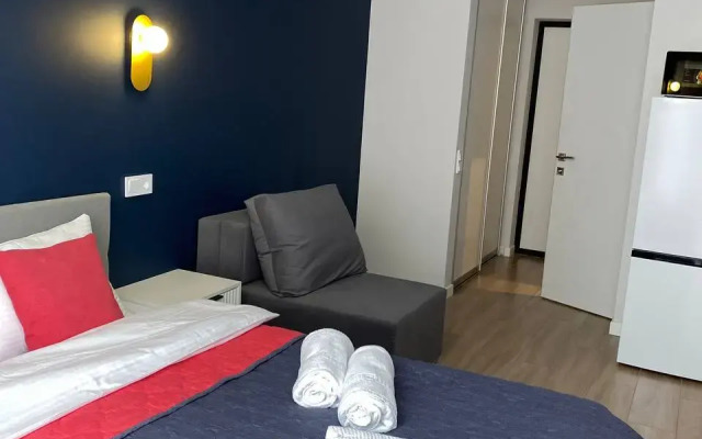 5 Min ot Morya Apartments