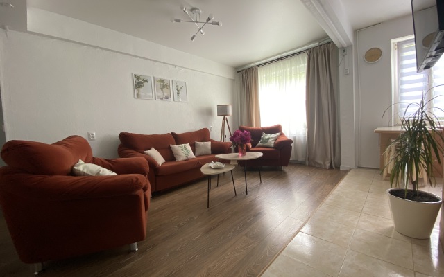Na ulitse Pobedy Apartments