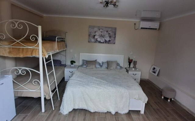 Ameli Guest House