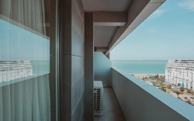 Marriot Court Yard Apartments