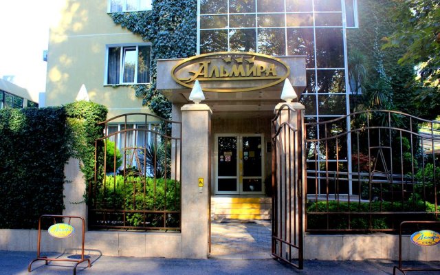 Almira Garden Hotel
