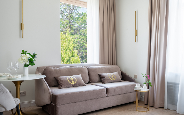 Grand Royal Residences Apartment Complex