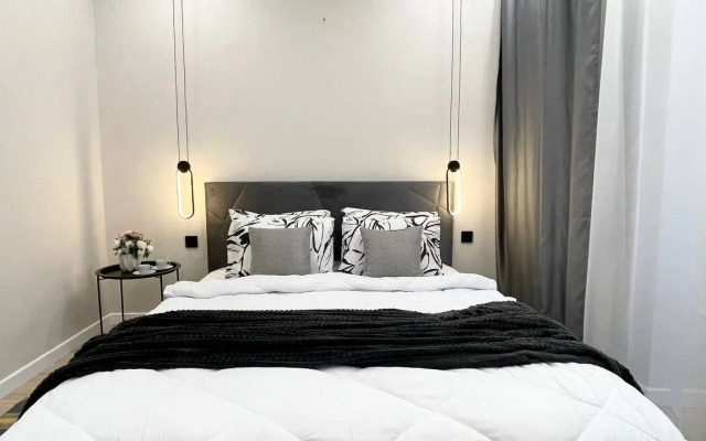 Yousinn Krasny Pr 167 Apartments