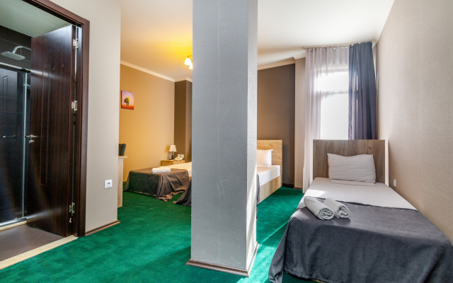 Merlin Hotel