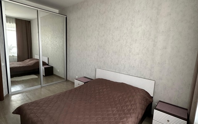 Apartamenty S Vidom Na Reku Flat