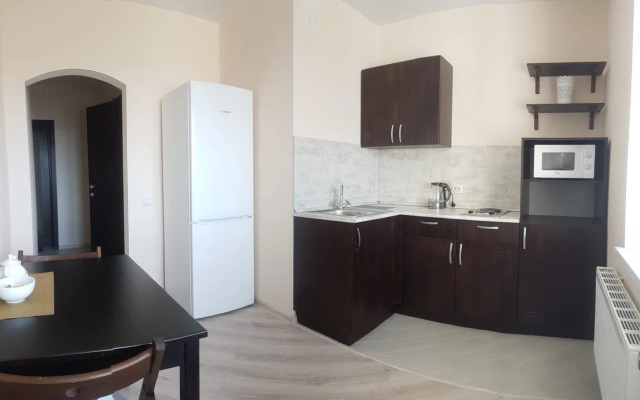 Квартира Рената Д. Роторная 27Б