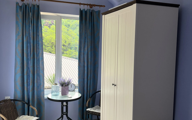 Emida Guest house