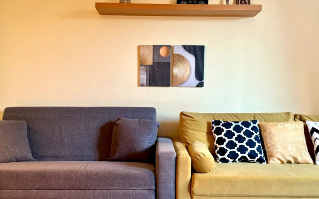 Holmy Nahimovsky Apart Flat