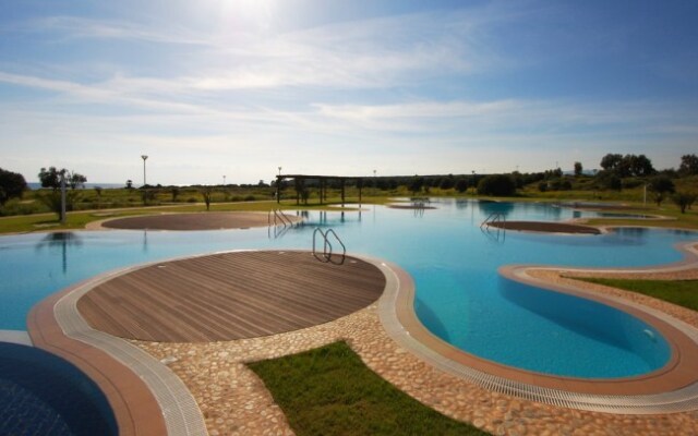 Thalassa Beach Resort Apartments
